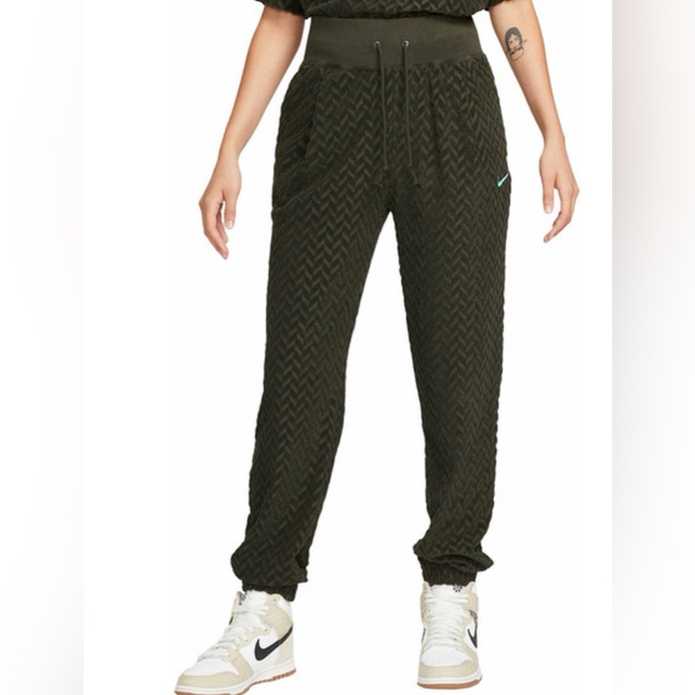 Nike Women’s Textured Fleece Jogger Pants Green Drawstring Athleisure Size Small